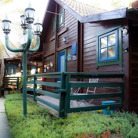 Family Cabin Menaẖemya Eksteriør bilde