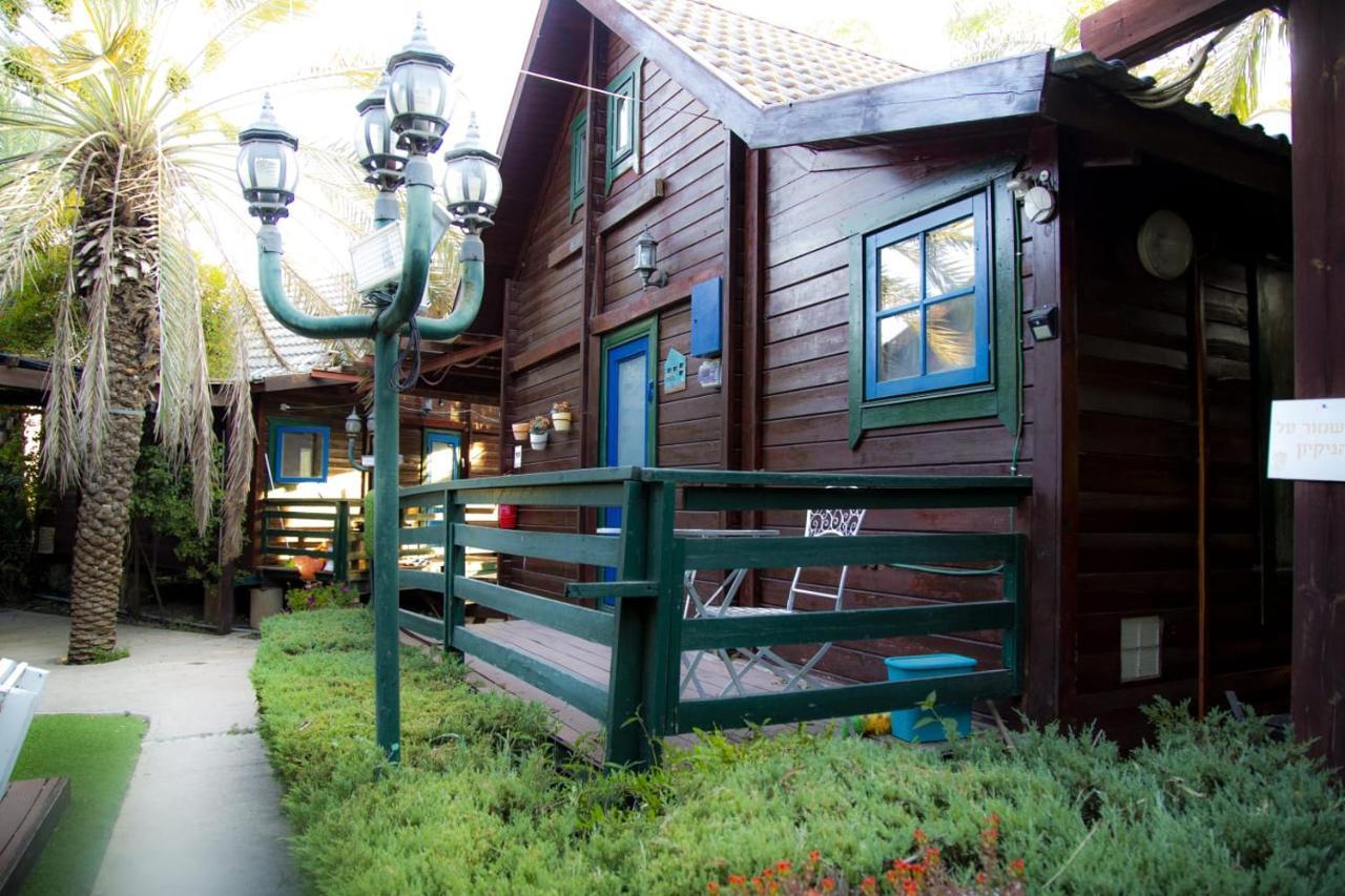 Family Cabin Menaẖemya Eksteriør bilde