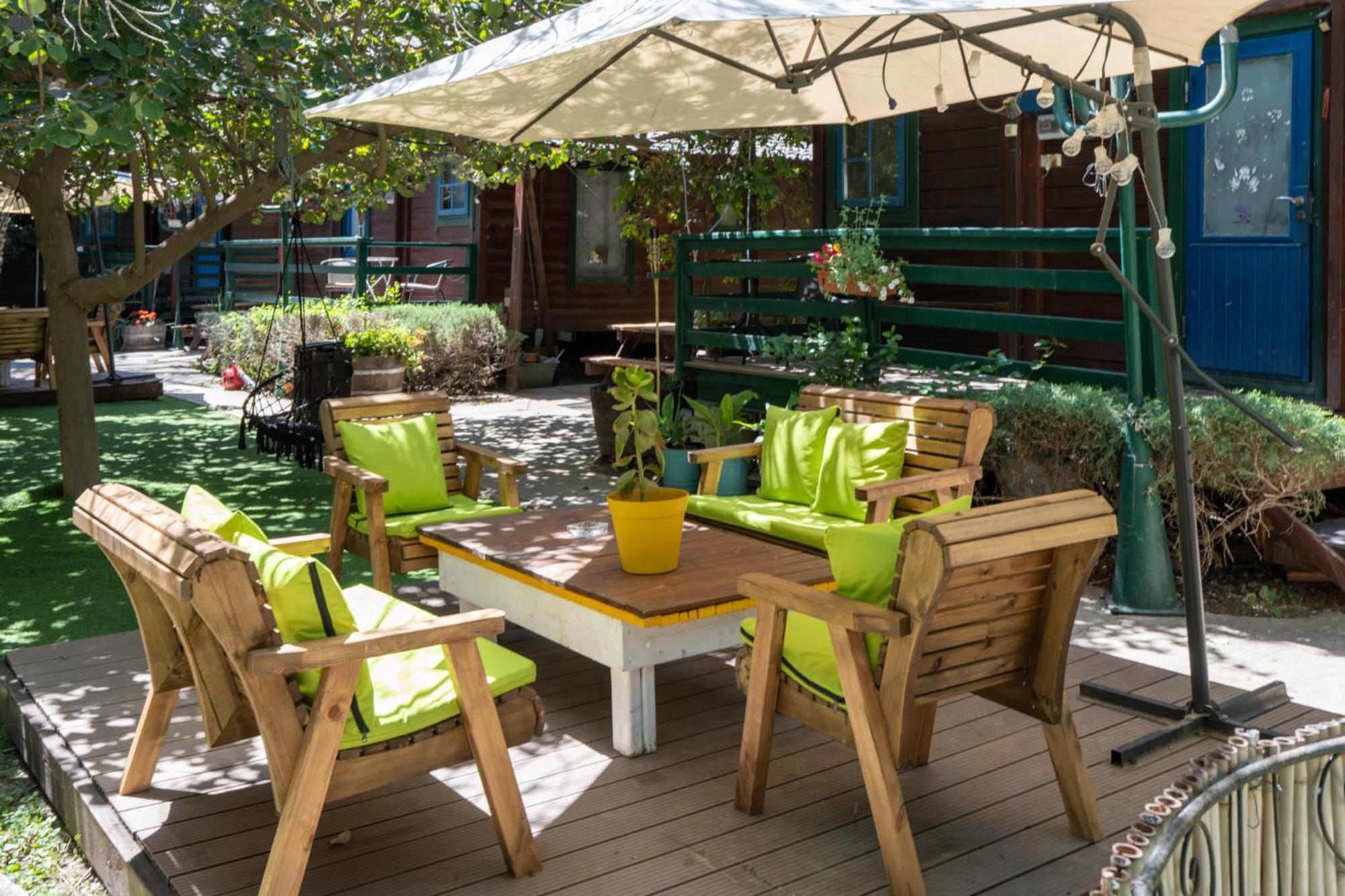 Family Cabin Menaẖemya Eksteriør bilde